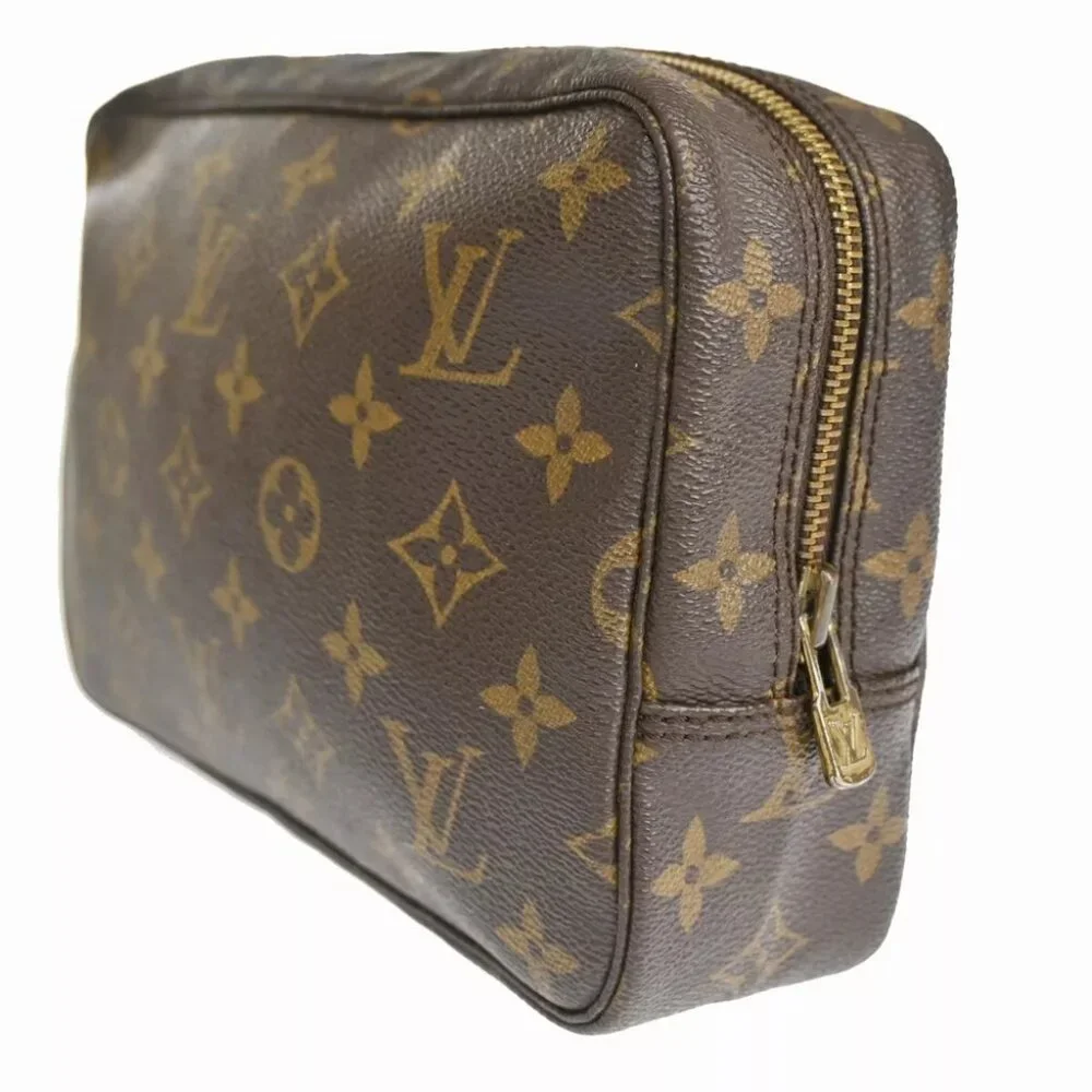 LOUIS VUITTON Trousse Toilette 23 Clutch Hand Bag Monogram Brown M47524 31YE048